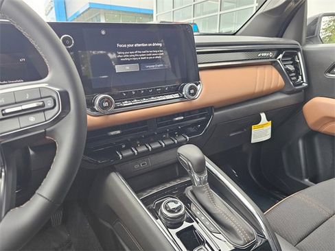 New 2025 GMC Canyon AT4 image 23