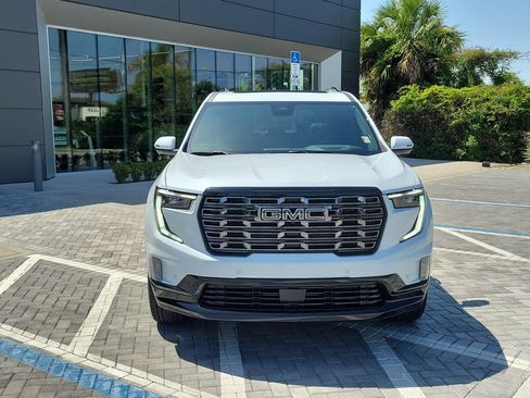 Used 2026 GMC Acadia Denali Ultimate AWD/4WD image 8