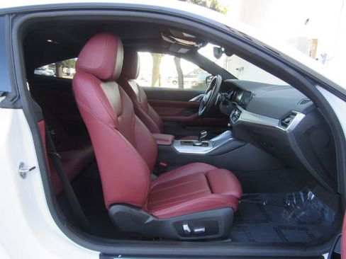 Used 2022 BMW 430i Coupe w/ M Sport Package image 21