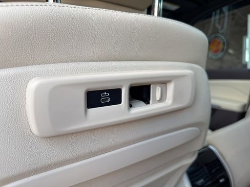 Used 2019 BMW X5 xDrive40i w/ Premium Package image 39