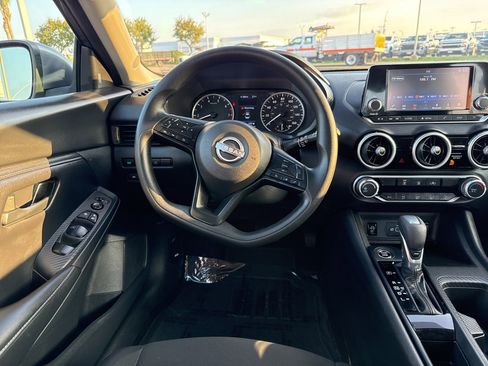 Used 2024 Nissan Sentra S image 22