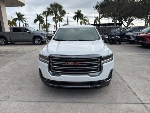 Used 2023 GMC Acadia AT4 image 9