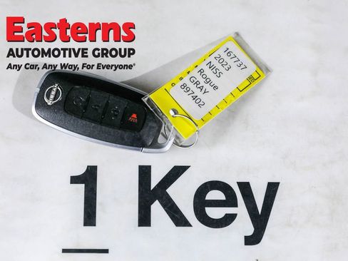 Used 2023 Nissan Rogue SV image 25