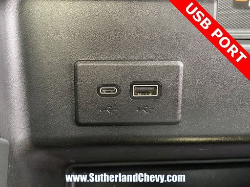 Used 2024 GMC Sierra 2500 AT4 w/ Technology Package image 56