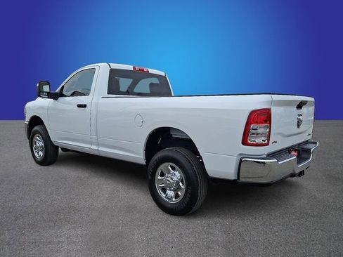 Used 2024 RAM 2500 Tradesman w/ Chrome Appearance Group image 7