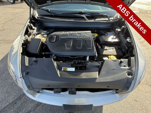 Used 2016 Jeep Cherokee Latitude w/ Cold Weather Group image 42