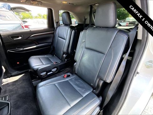 Used 2016 Toyota Highlander Limited FWD image 21