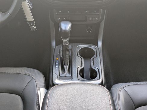 Used 2022 GMC Canyon AT4 w/ Trailering Package image 22