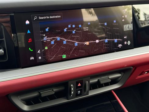 Used 2026 Porsche Cayenne image 19