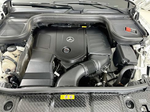 Used 2024 Mercedes-Benz GLE 350 4MATIC image 32