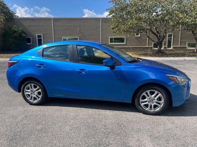 Used 2018 Toyota Yaris iA FWD image 21