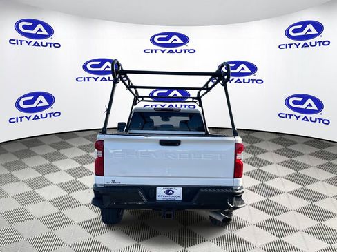 Used 2022 Chevrolet Silverado 2500 Custom image 5