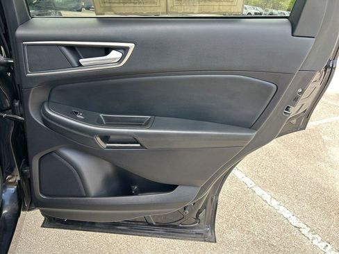 Used 2021 Ford Edge SEL w/ Convenience Package image 43