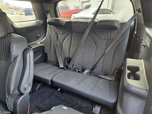 Certified 2025 Hyundai Palisade Calligraphy image 18