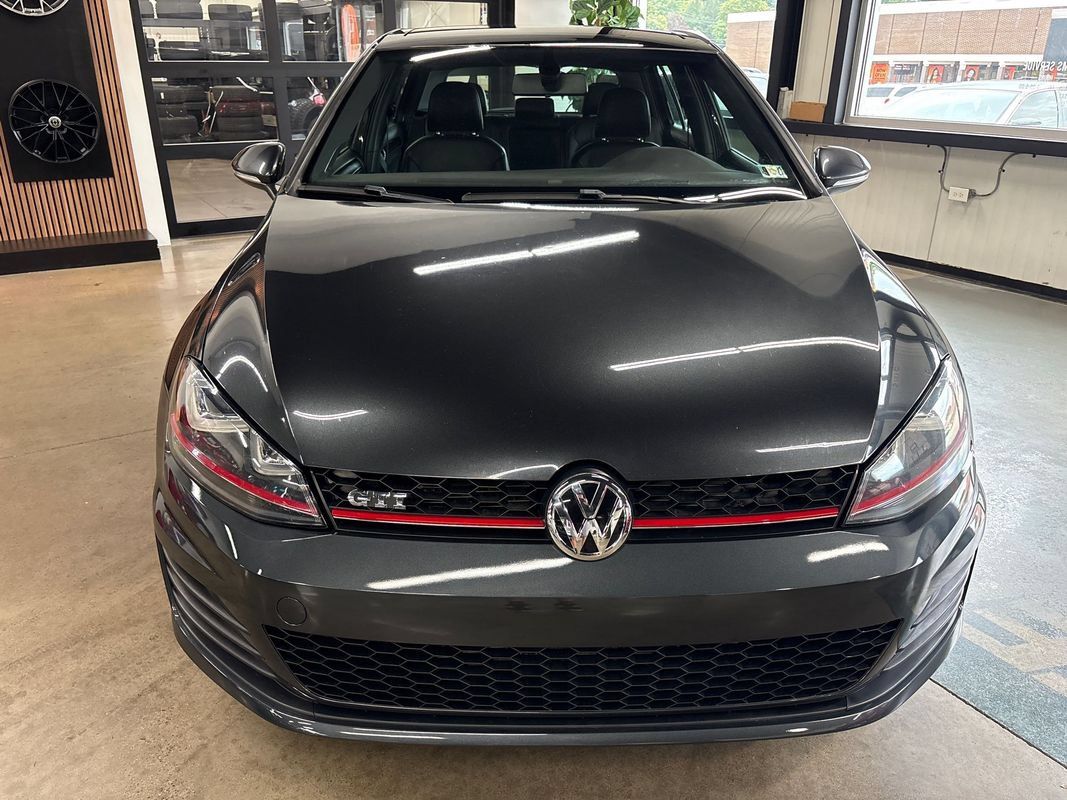 Used 2016 Volkswagen GTI SE w/ Lighting Package (SEL) FWD image 16