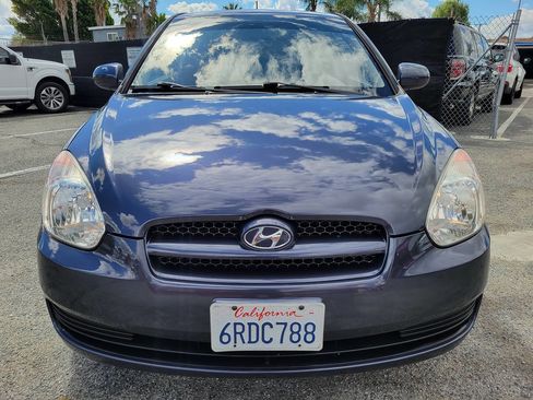 Used 2011 Hyundai Accent GS image 9