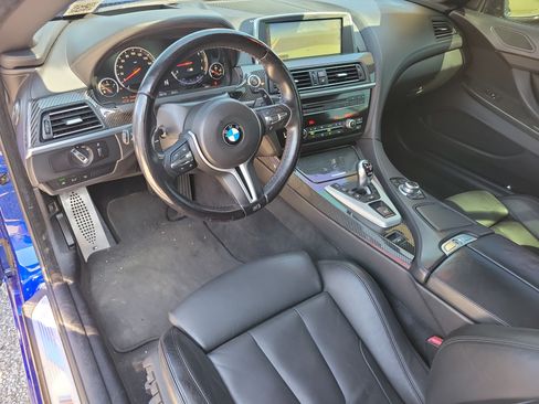 Used 2012 BMW M6 Convertible RWD image 8