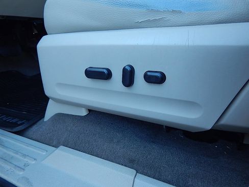 Used 2014 Ford Expedition EL XLT w/ Leather Seating Package image 34