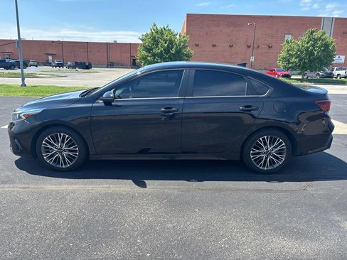 Certified 2023 Kia Forte GT-Line FWD image 8