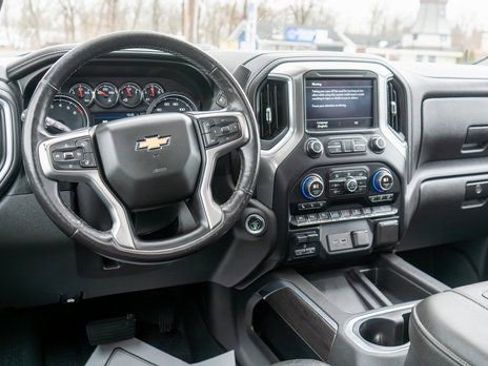 Used 2019 Chevrolet Silverado 1500 LTZ w/ LTZ Premium Package image 13