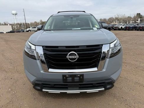 Used 2024 Nissan Pathfinder Platinum w/ Cargo Package image 8
