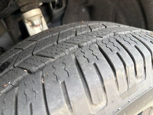 Used 2020 Jeep Grand Cherokee Altitude image 10