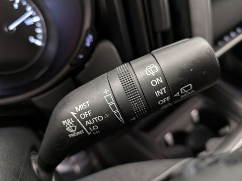 Used 2025 MAZDA CX-50 AWD 2.5 S w/ Cargo Package image 19