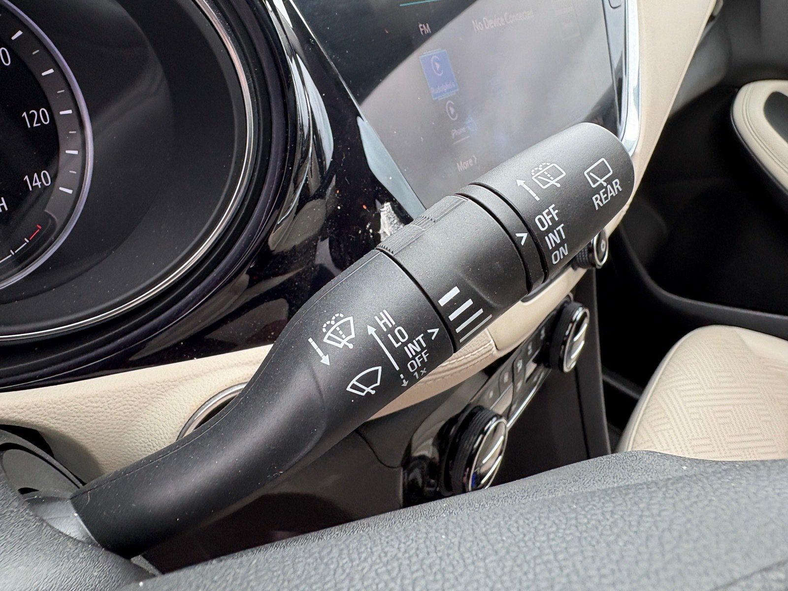 Used 2023 Buick Encore GX Essence w/ Experience Buick Package FWD image 21