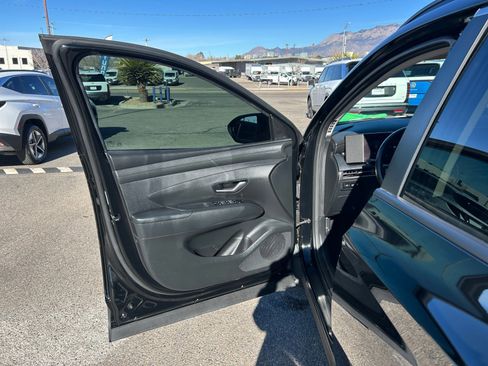 Used 2025 Hyundai Tucson SEL image 15