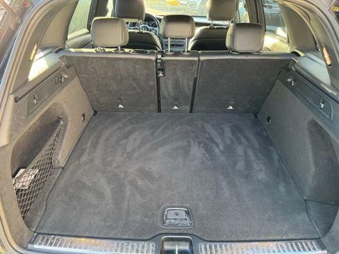 Used 2022 Mercedes-Benz GLC 300 4MATIC image 32