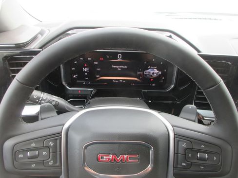 New 2026 GMC Sierra 1500 SLT w/ SLT Premium Package AWD/4WD image 17