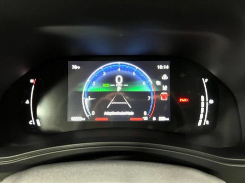 Used 2025 Toyota Grand Highlander AWD image 28