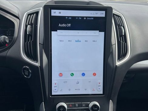 Used 2024 Ford Edge SEL image 17