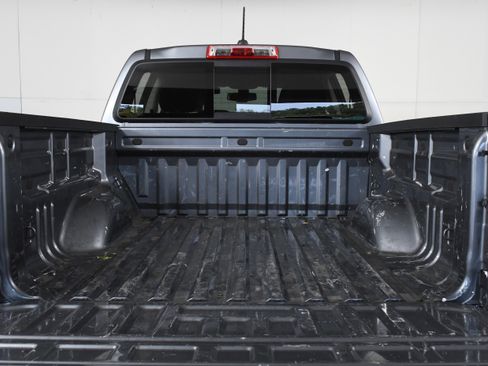 Used 2021 Chevrolet Colorado LT w/ LT Convenience Package image 32