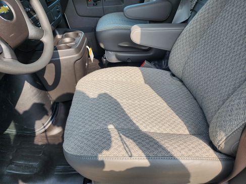 New 2025 Chevrolet Express 2500 w/ Driver Convenience Package image 25