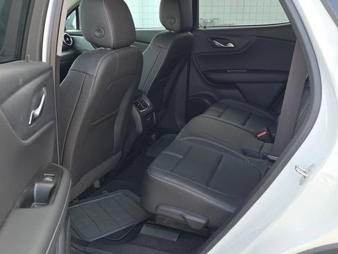 Used 2023 Chevrolet Blazer LT FWD image 10