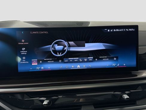 New 2026 BMW X5 sDrive40i w/ Climate Comfort Package image 15