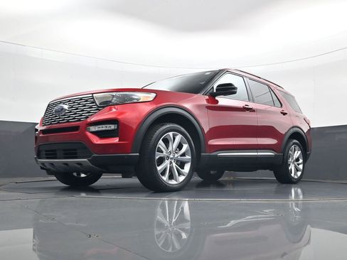 Used 2023 Ford Explorer Platinum w/ Premium Technology Package AWD/4WD image 22