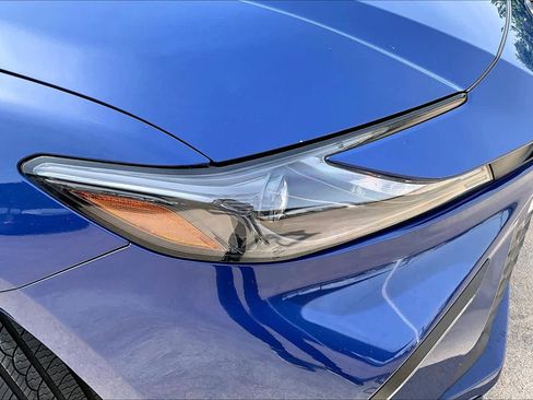 Used 2025 Toyota Camry SE FWD image 26