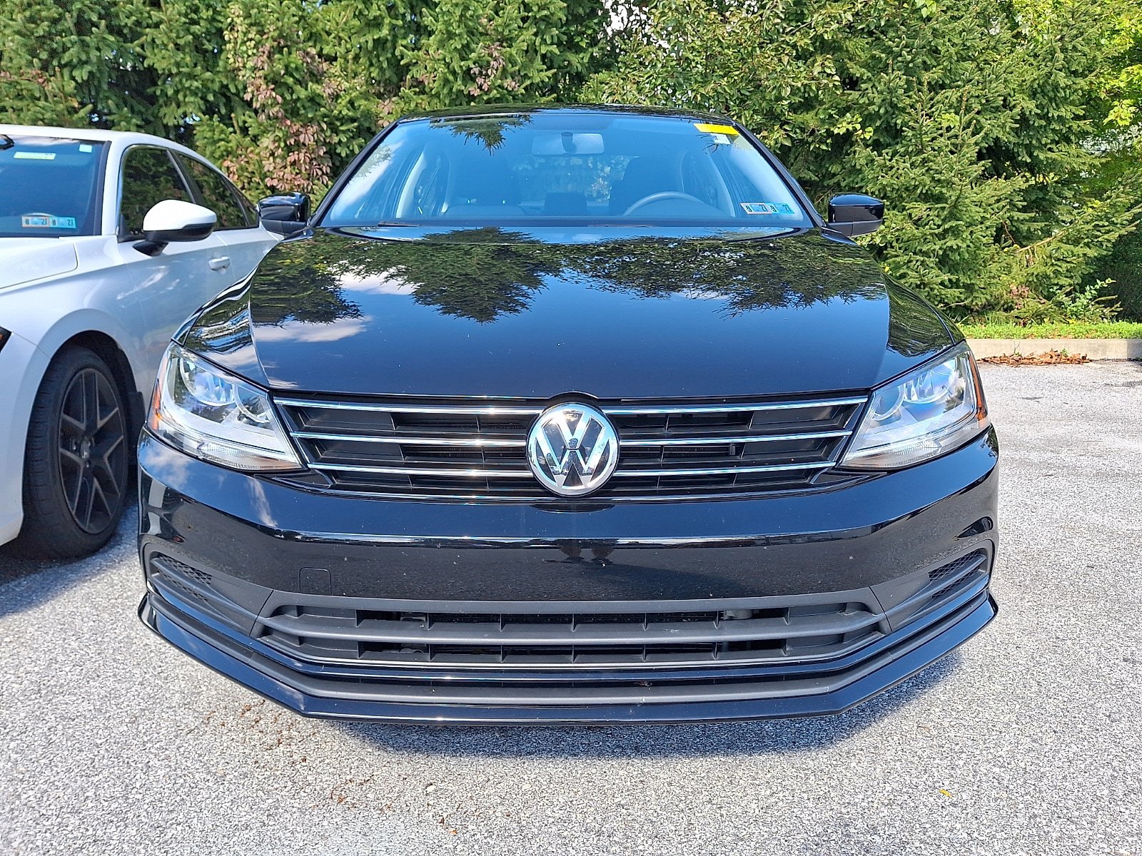 Used 2017 Volkswagen Jetta S FWD image 2
