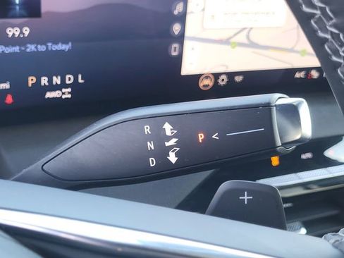 Used 2025 Buick Enclave Preferred image 25