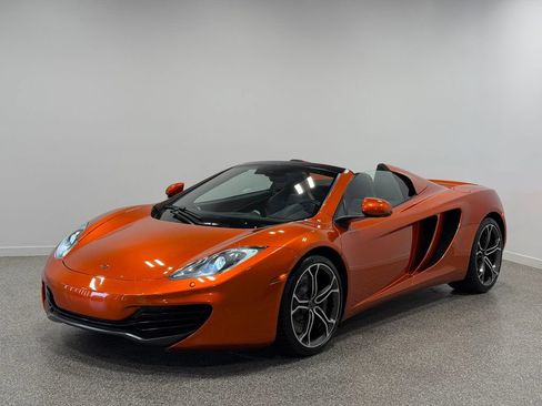 Used 2013 McLaren MP4-12C Spider RWD image 16