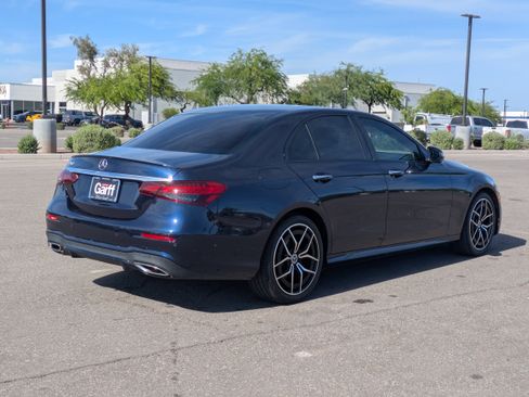 Used 2022 Mercedes-Benz E 350 Sedan image 5
