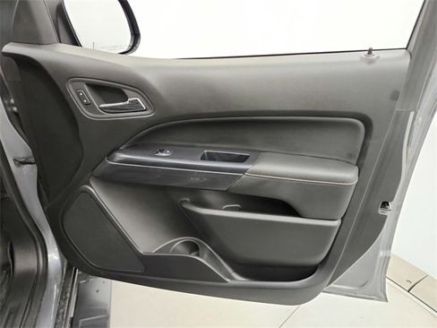 Used 2021 GMC Canyon AT4 image 32