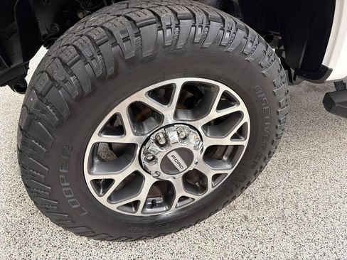 Used 2020 Ford F350 Lariat w/ Lariat Ultimate Package AWD/4WD image 47