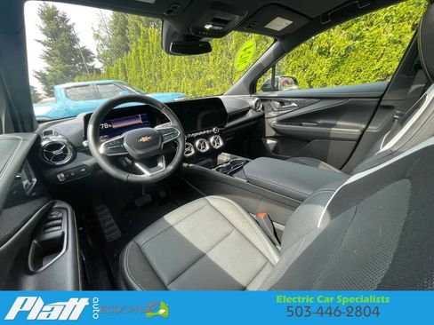 Used 2024 Chevrolet Blazer EV LT AWD/4WD image 36