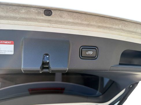 Used 2022 Kia Telluride SX w/ Nightfall Edition Package AWD/4WD image 7