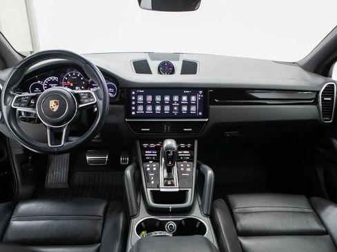 Certified 2023 Porsche Cayenne S Platinum AWD/4WD image 13