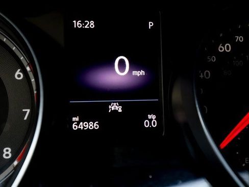 Used 2021 Volkswagen Atlas S image 6