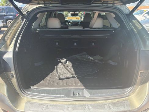 Used 2022 Subaru Outback Limited XT w/ Popular Package #2 AWD/4WD image 30